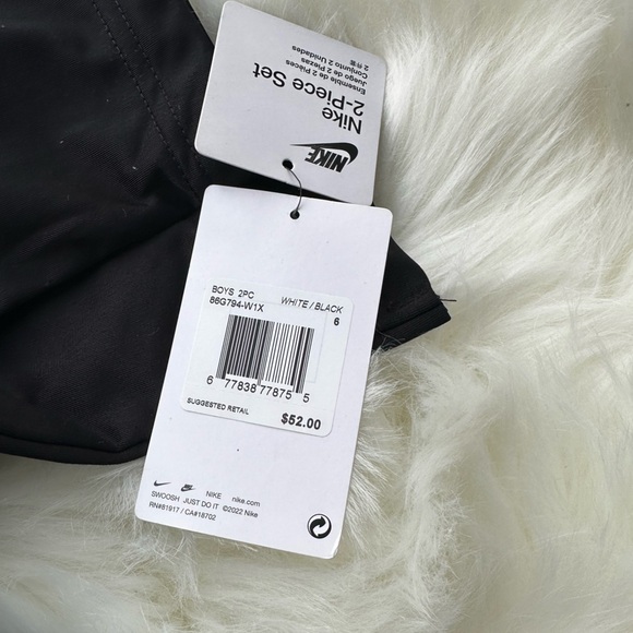 Boys Nike Black Activewear Set - Picture 4 of 4